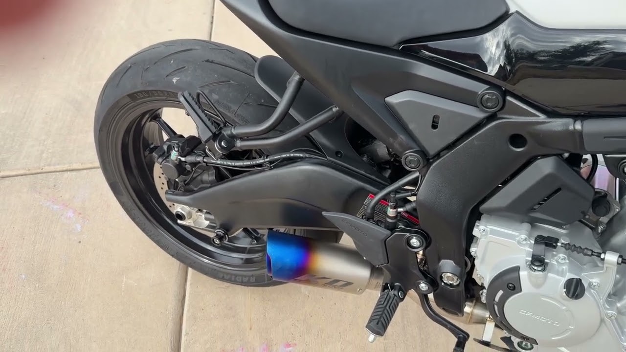 KO Lightning full exhaust. 