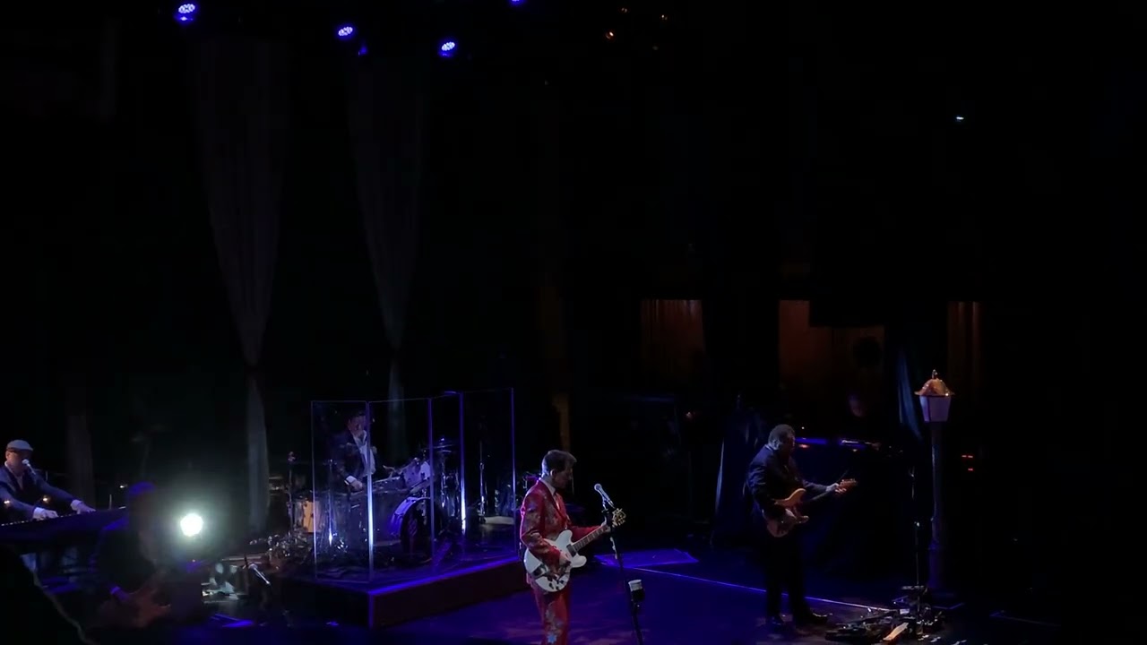 Chris Isaak, “Wicked Game,” St. Paul MN, 11/29/23
