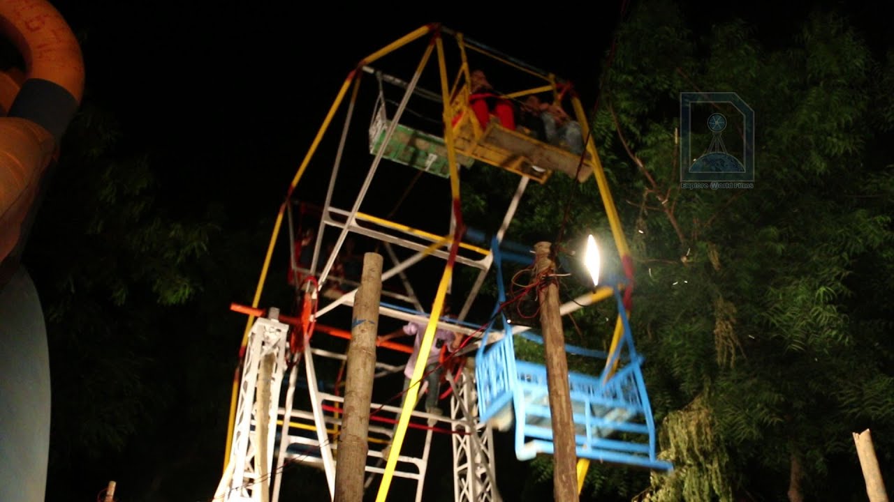 Manually Operated ferris wheel in India