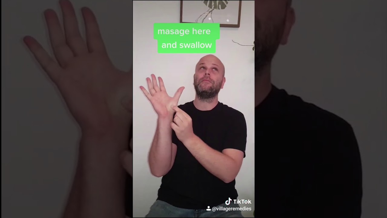 Acupressure to help with a sore throat