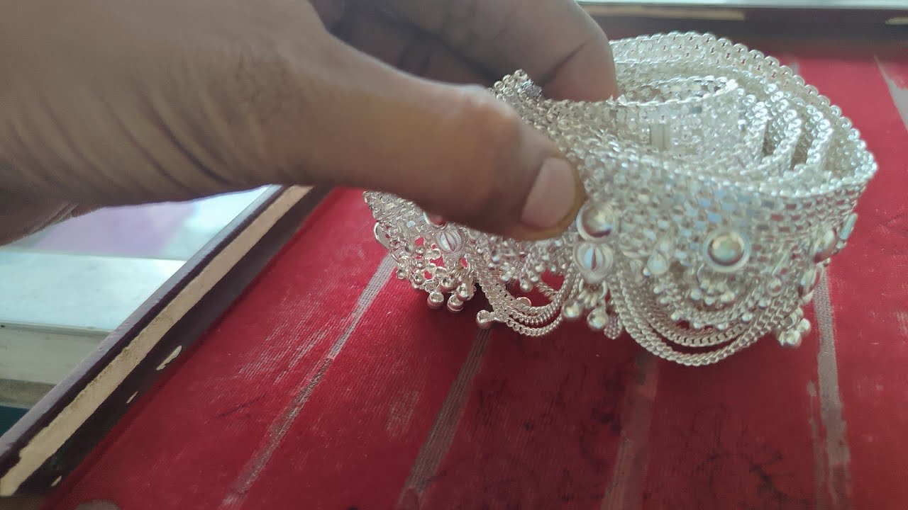 Bharatiya Tradition Se Juda Kardhan Designs: Purely Handmade!