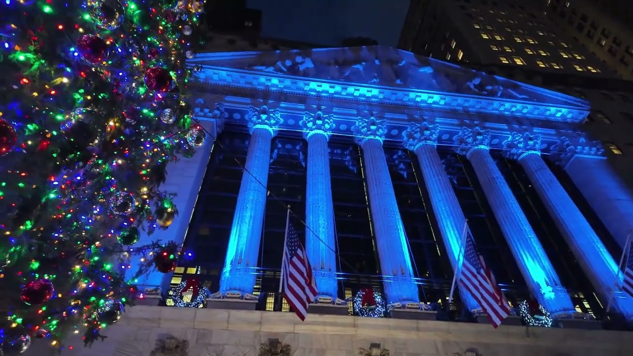 NYC Christmas 2023 ✨Financial District, Charging Bull, Oculus, Brookfield Place