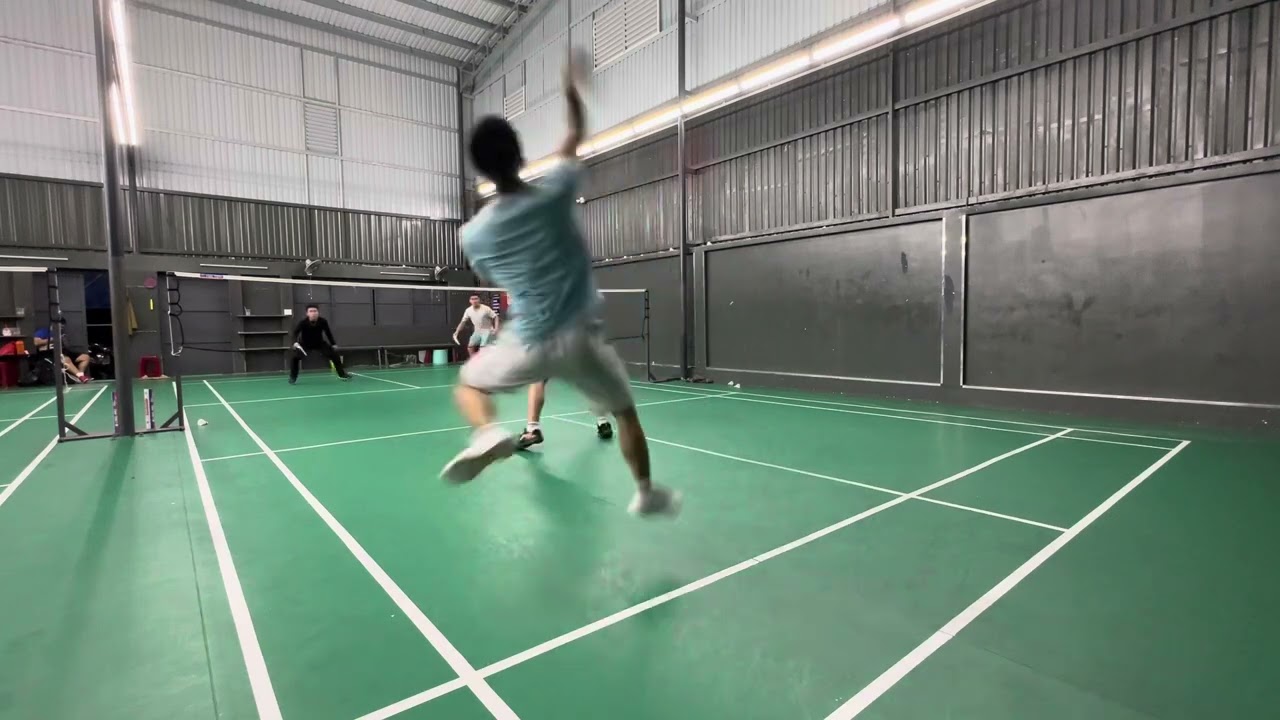 Wi + Phúc vs anh Hoài + Cường