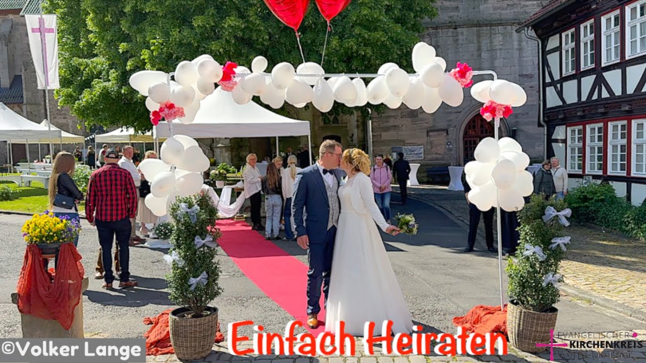 Die Aktion „Einfach heiraten“ in der St. Crucis-Kirche in Bad Sooden-Allendorf