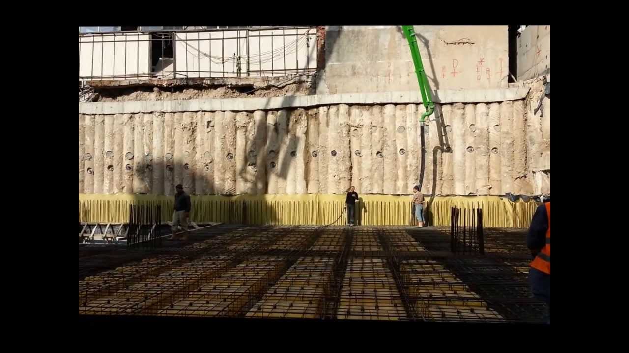 ROYALMAC H30+4 Self Climbing Type Placing Boom.