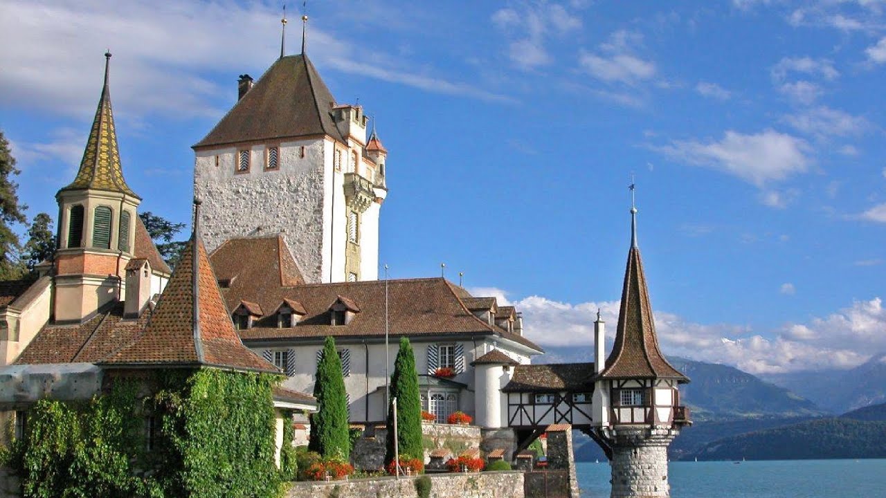 Oberhofen Castle