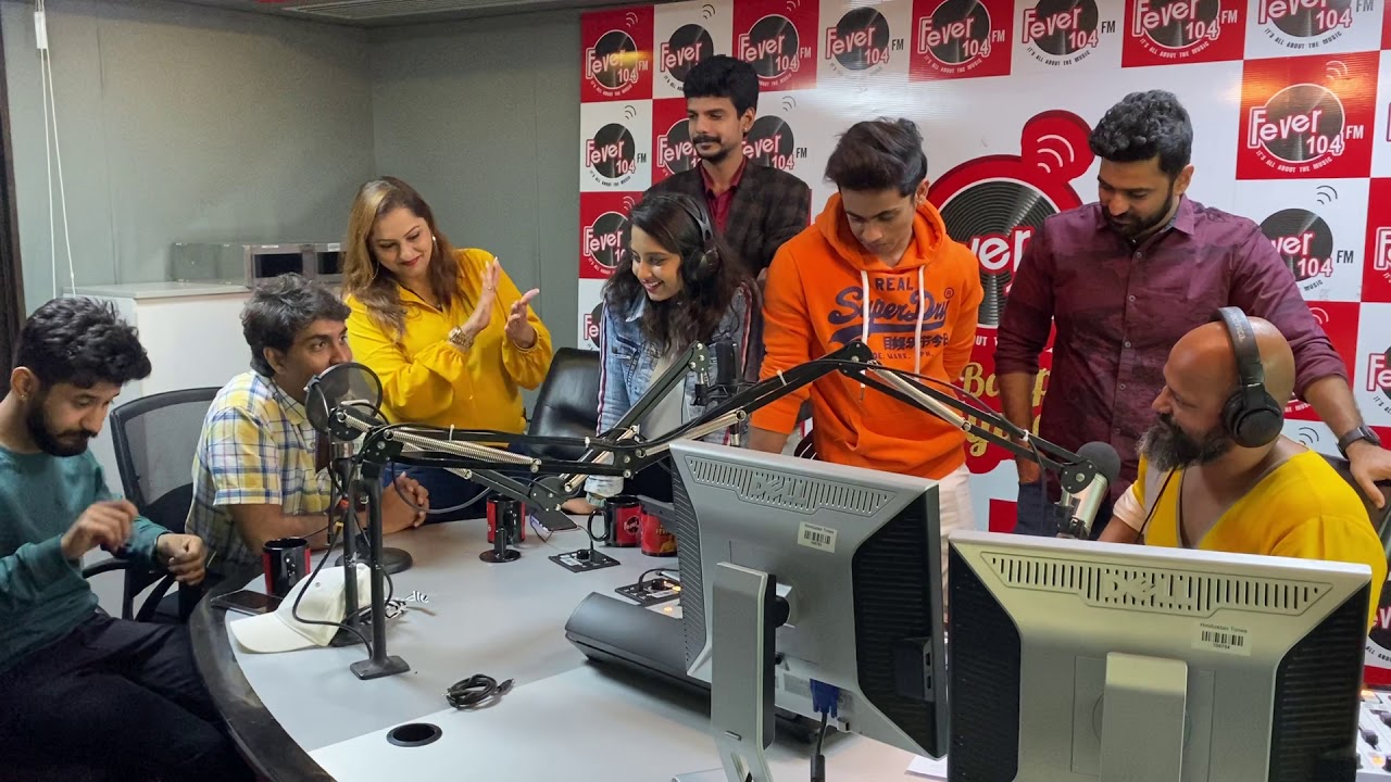 Big Boss  season 7 contestants  with RJ Prithvi on his Radio show (Fever 104 fm, Bangalore) raw!!
