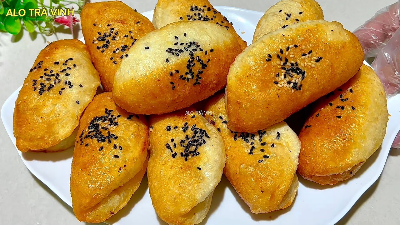 Quá Dễ Bánh Bột Mì Nhân Đậu Xanh Giòn Xốp Ngon Trong Vài Phút- ALO TRÀ VINH