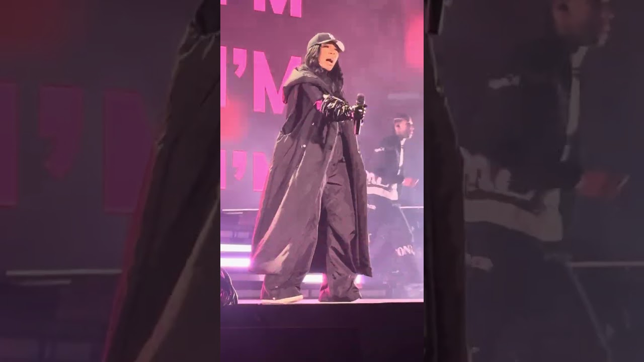 TBIM TOUR- Brandy singing Baby