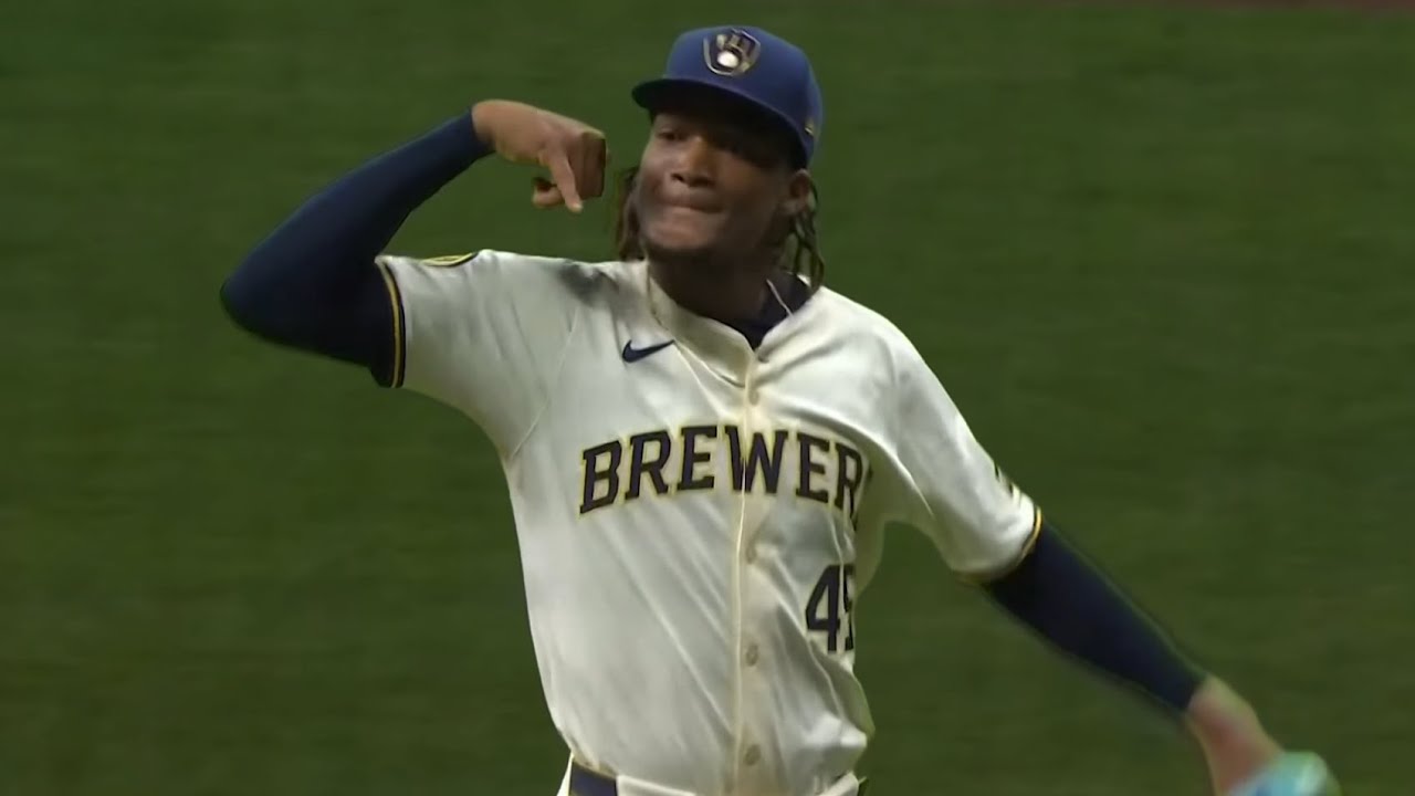Abner Uribe Converts a 6-Out Save to Close Out the Cubs in Division Series!