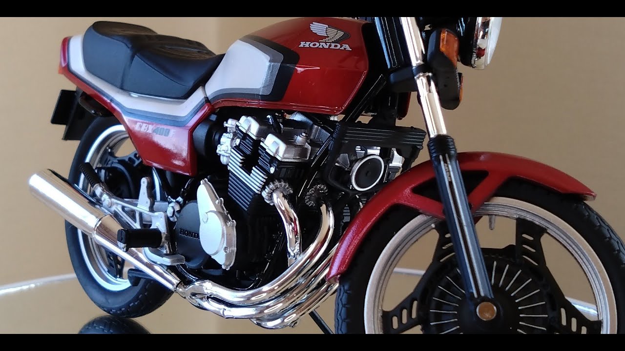 アオシマ　HONDA　CBX400F