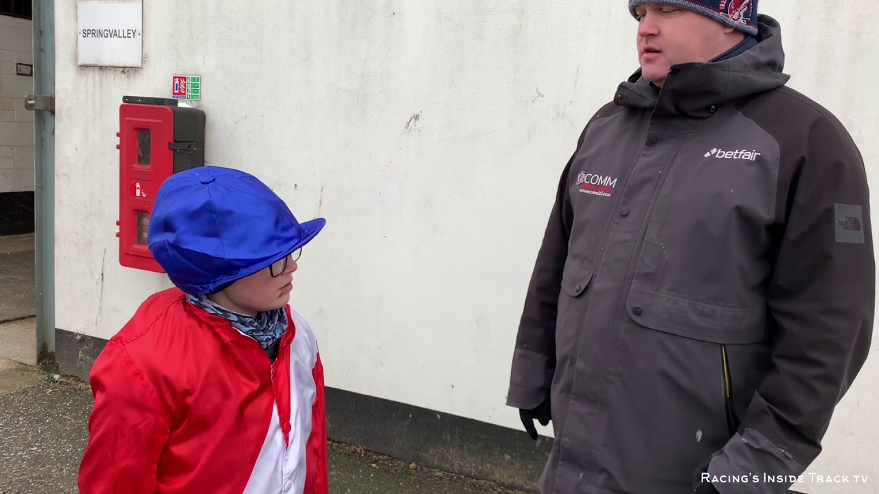 Bobby Bowe paid a visit to see Envoi Allen reports of future stars at home maybe another Envoi Allen