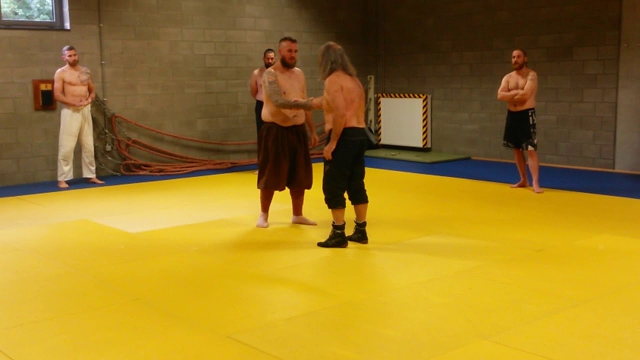 Combat Glima basic pummeling