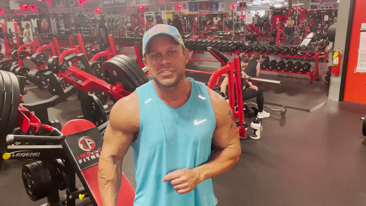 How to: Plate Loaded Incline Press
