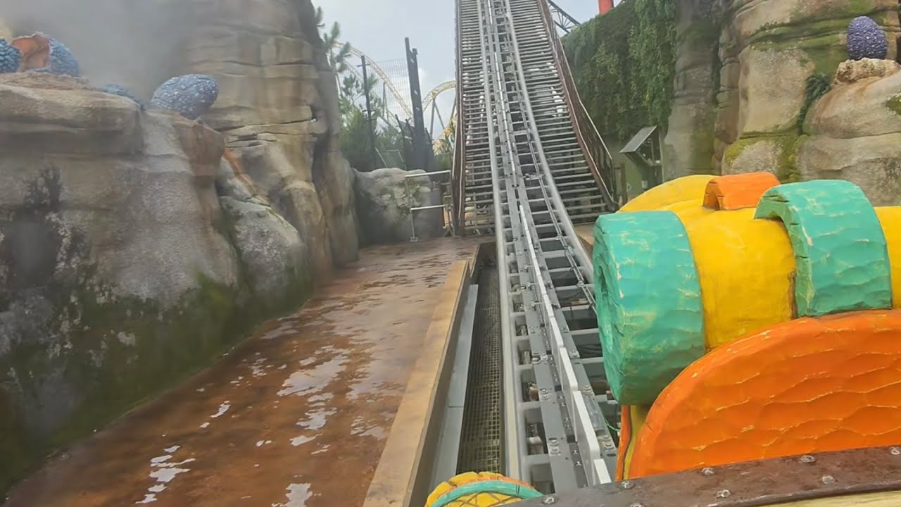 Hiccups wing gliders on ride POV ￼
