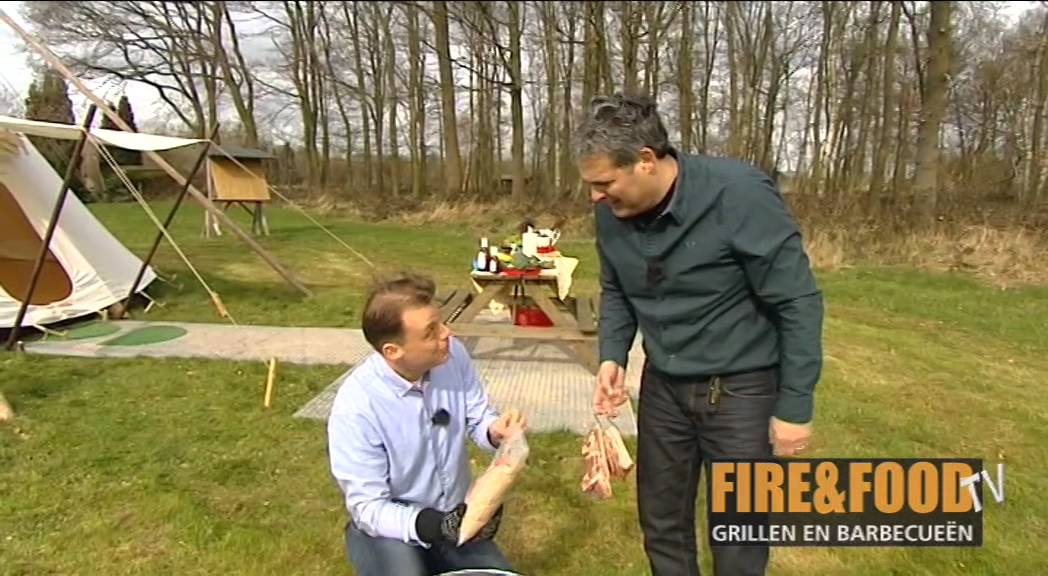 Fire&Food TV | Barbecue: Roken van buikspek