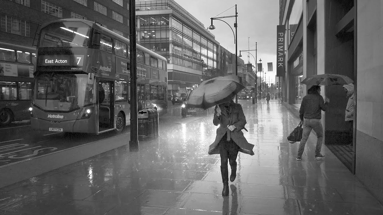 (B&W Version) Thunderstorm Hits Oxford Street ⚡️ Heavy Rain London Walk | 4K ASMR | May 2021