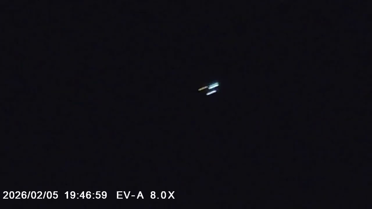 Silent black triangle UAP