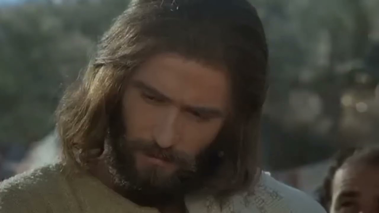 FRATELE MARIUS la ușă omul nu bate