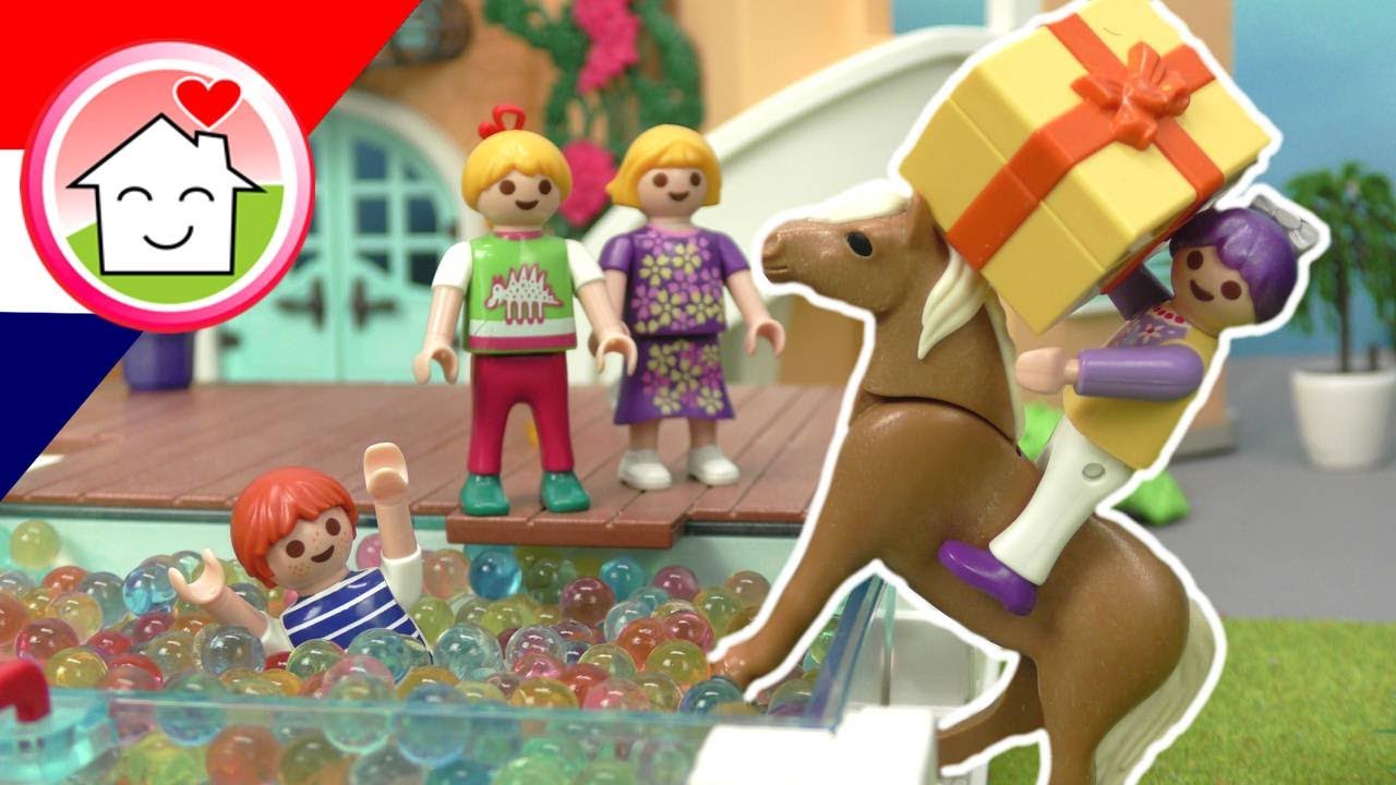 Playmobil filmpje Nederlands Rosabella's Show-off Verjaardagsfeest - Familie Huizer