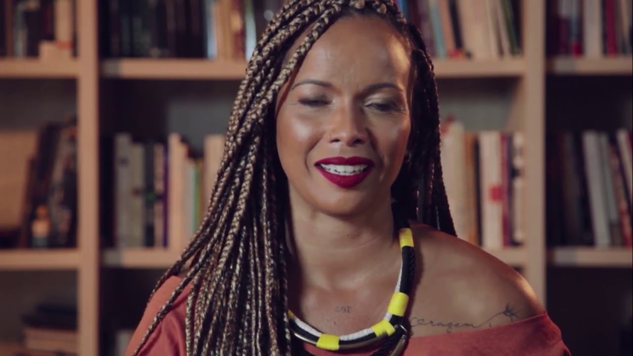 Coragem como movimento de futuro | Grazi Mendes | TEDxUnisinos