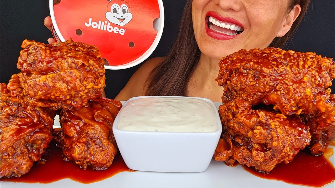 EATING SPICY CRISPY CRUNCHY JOLLIEBEE FRIED CHICKEN ASMR MUKBANG OMAD 2X FIRE SAUCE