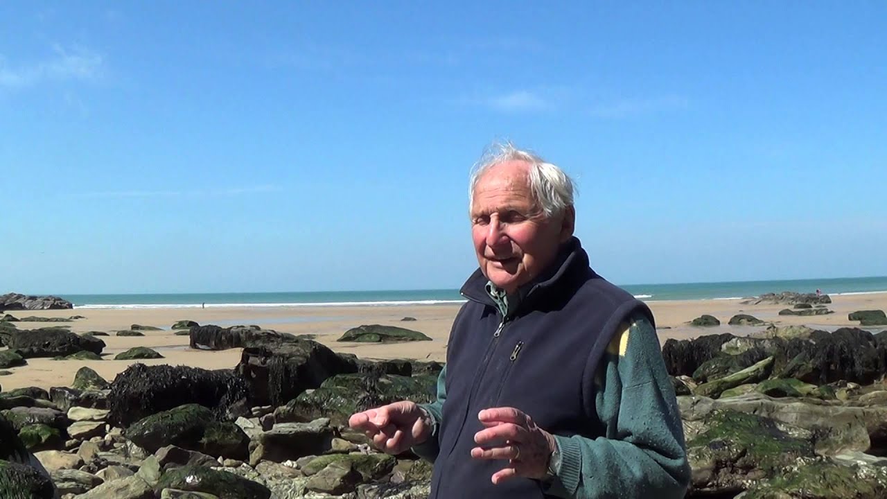 Newquay Watergate Bay Cornwall World War 2 B24 Liberator US Navy Mucks Mauler Memorial Plaque Part 1