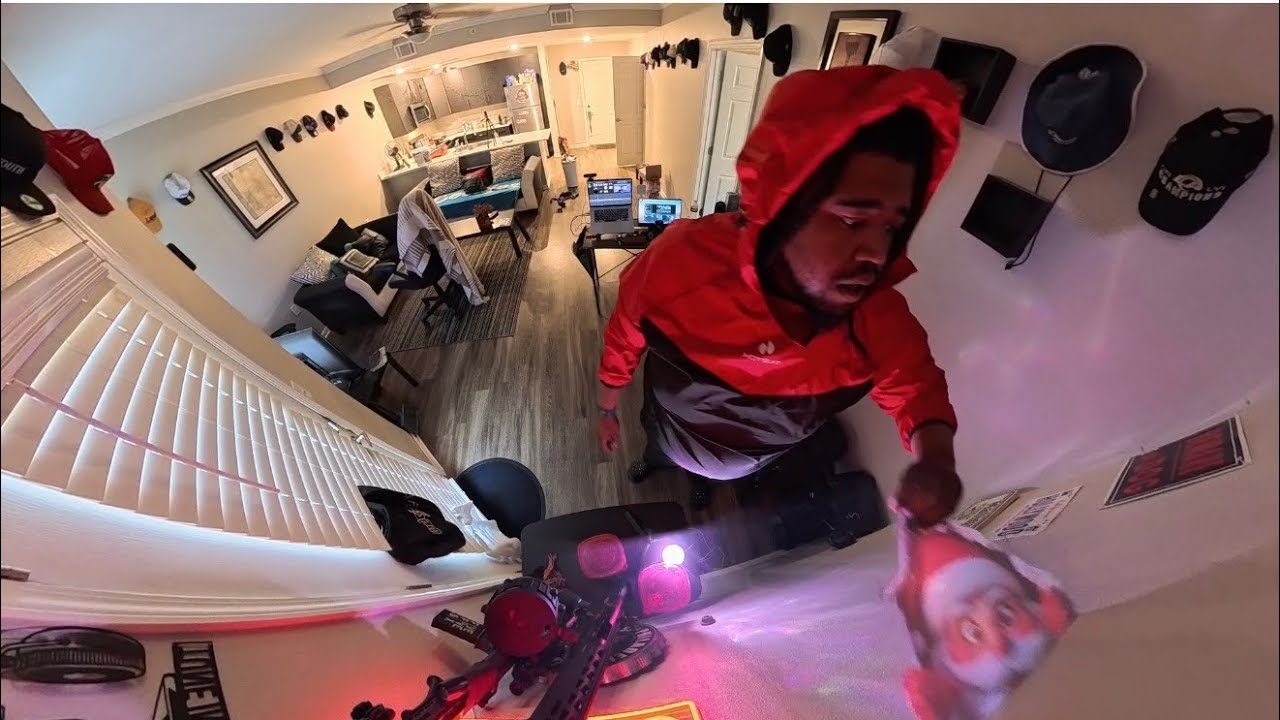 HOME WITH HOMIE-(EPISODE 7) CLEANING UP CRIB