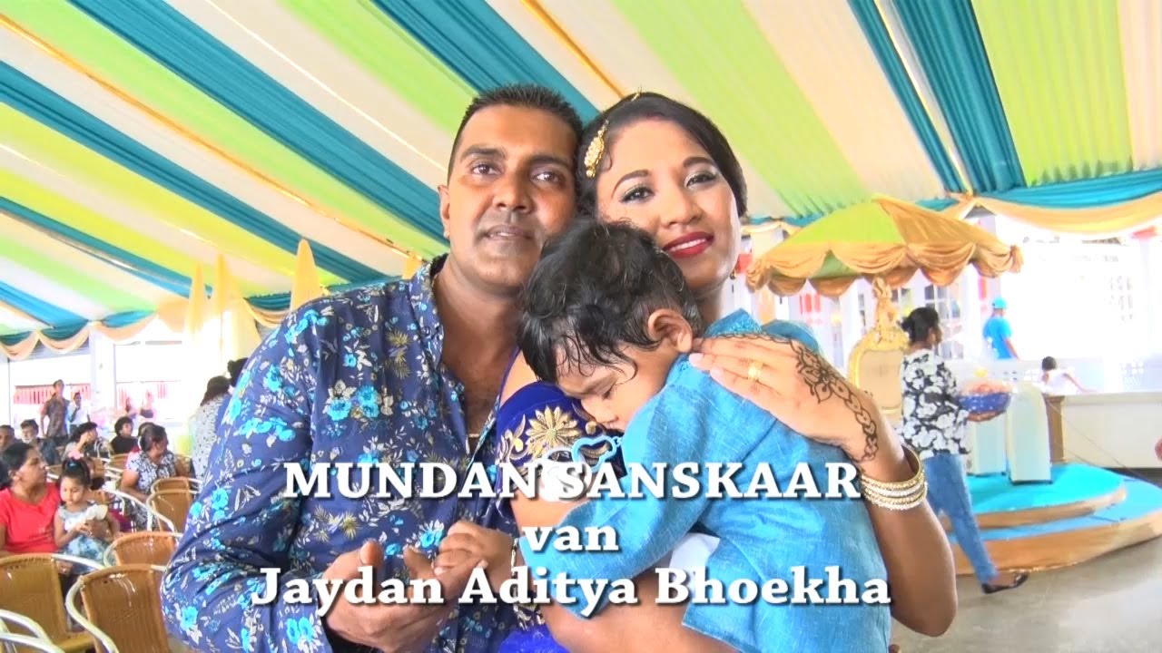 Moendan sanskaar in Surinam. Jaydan Bhoekha.