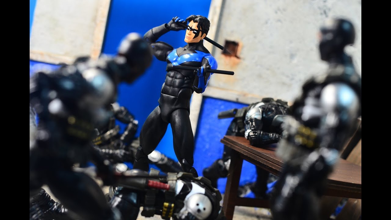 DC Icons Nightwing Review