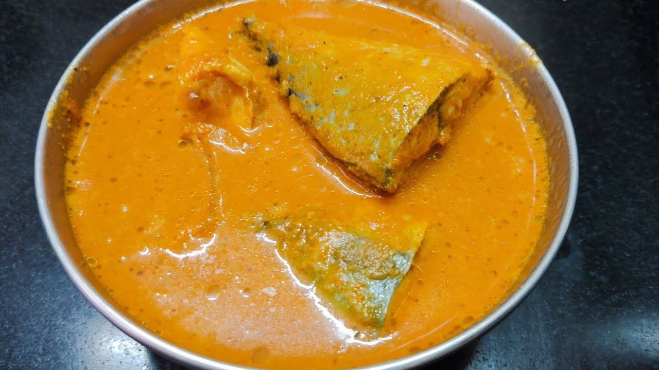 Mangalorean Style Bangda Fish Curry Recipe | Bangude Meenu Saaru | Mackerel Fish Curry Recipe |