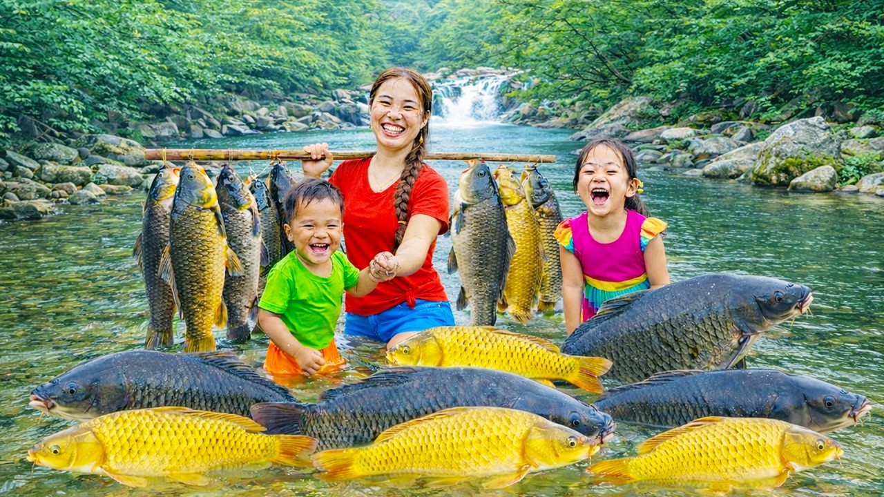 Catching Giant Fish to Sell at the Market – Caring for Chickens & Ducklings