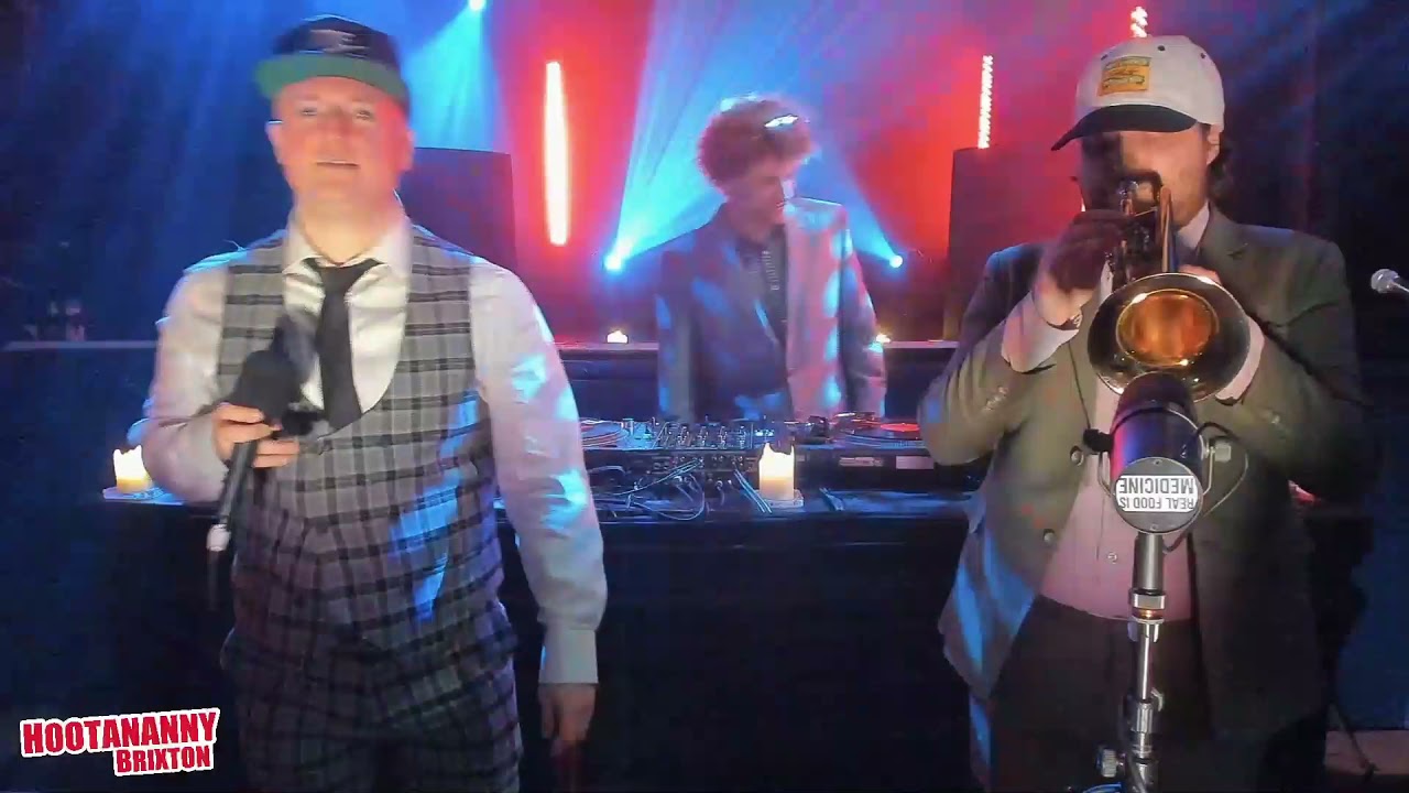 Hoots TV: Chainska Brassika