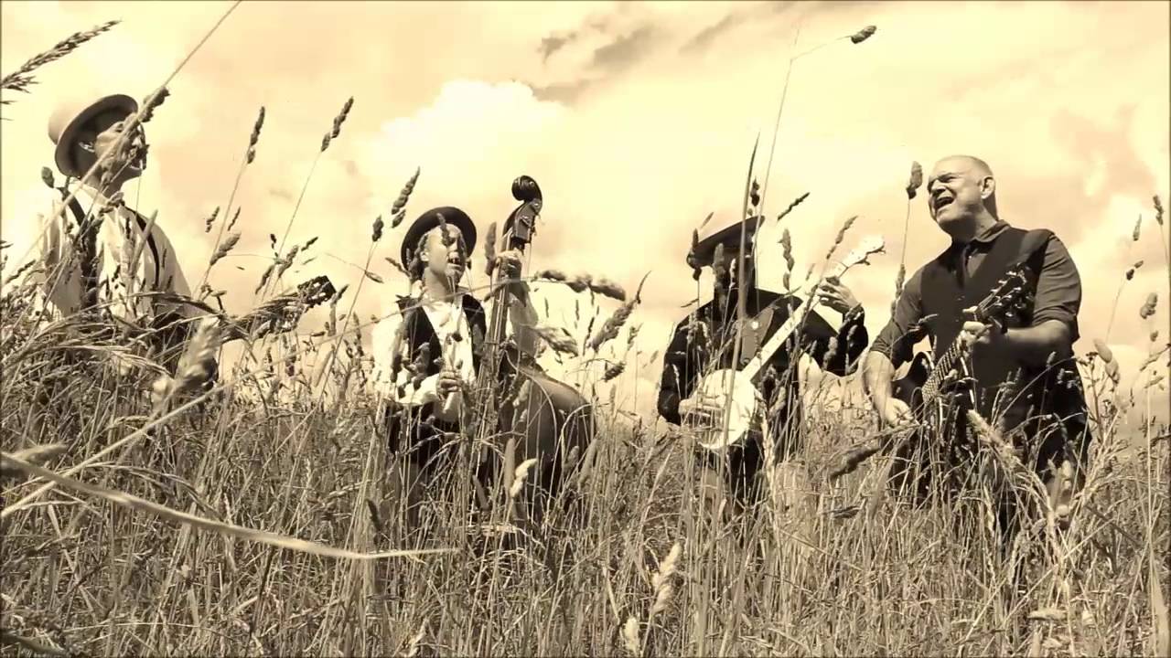 The Rooster Crows - Fox On The Run