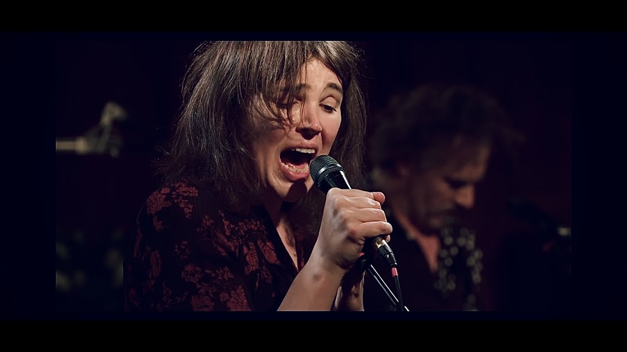 Romy Vager -  Kneel So Low