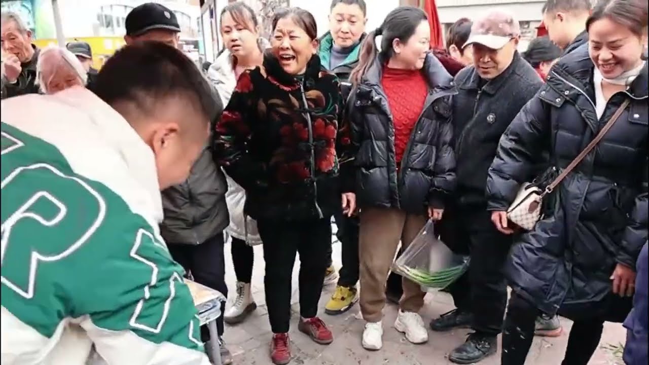 千万别以为鱼多就是好事！今天我累到怀疑人生！#钓鱼#dou是钓鱼人#爆护#钓鱼日常#鱼太多#2025钓鱼#黑坑