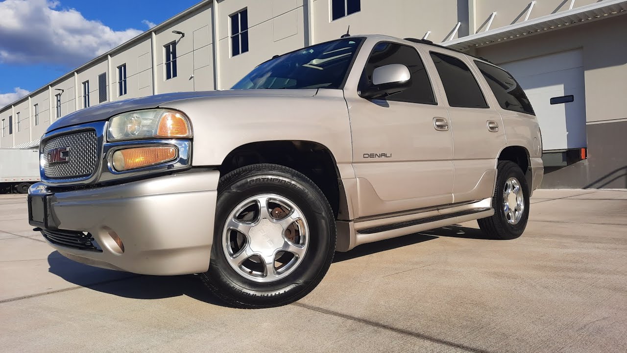 SOLD! Beautiful 2004 GMC Denali AWD 6.0 For Sale by Juliano's Garage