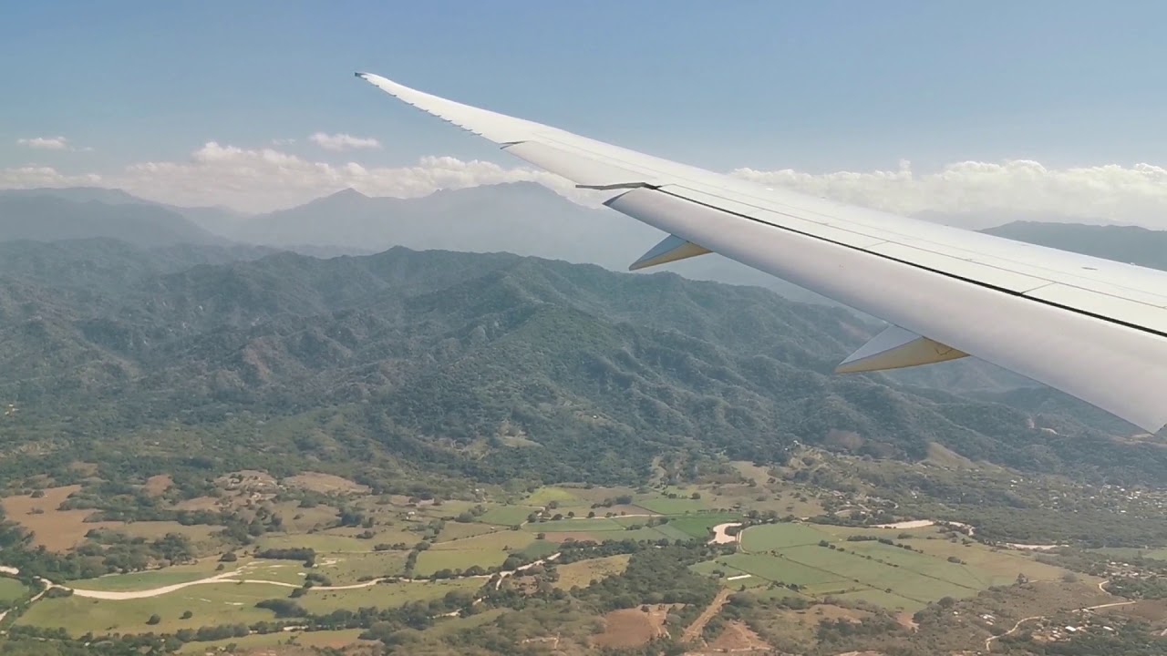 TUI Boeing 787 Dreamliner approach & landing at Puerto Vallarta Mexico January 2020