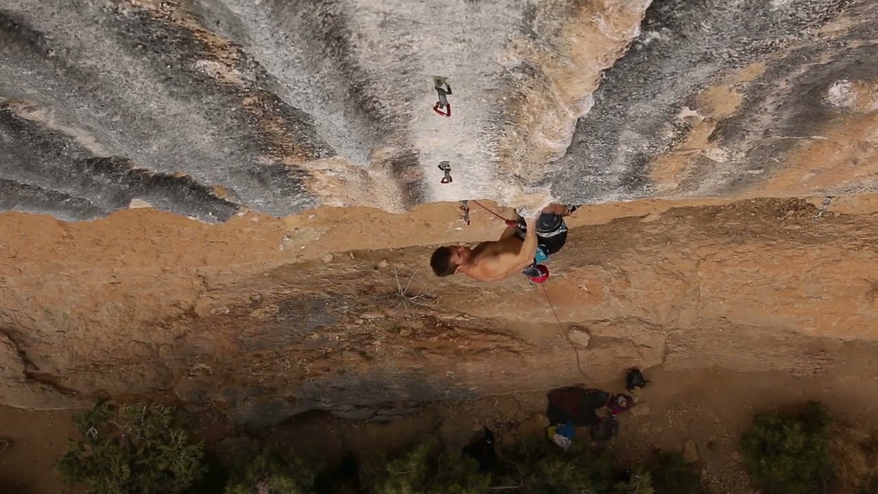 Paper Mullat 8b+ // Oliana