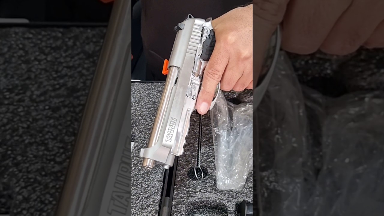 9mm Taurus PT92 AFS-D Pistol. #shorts #9mmpistol