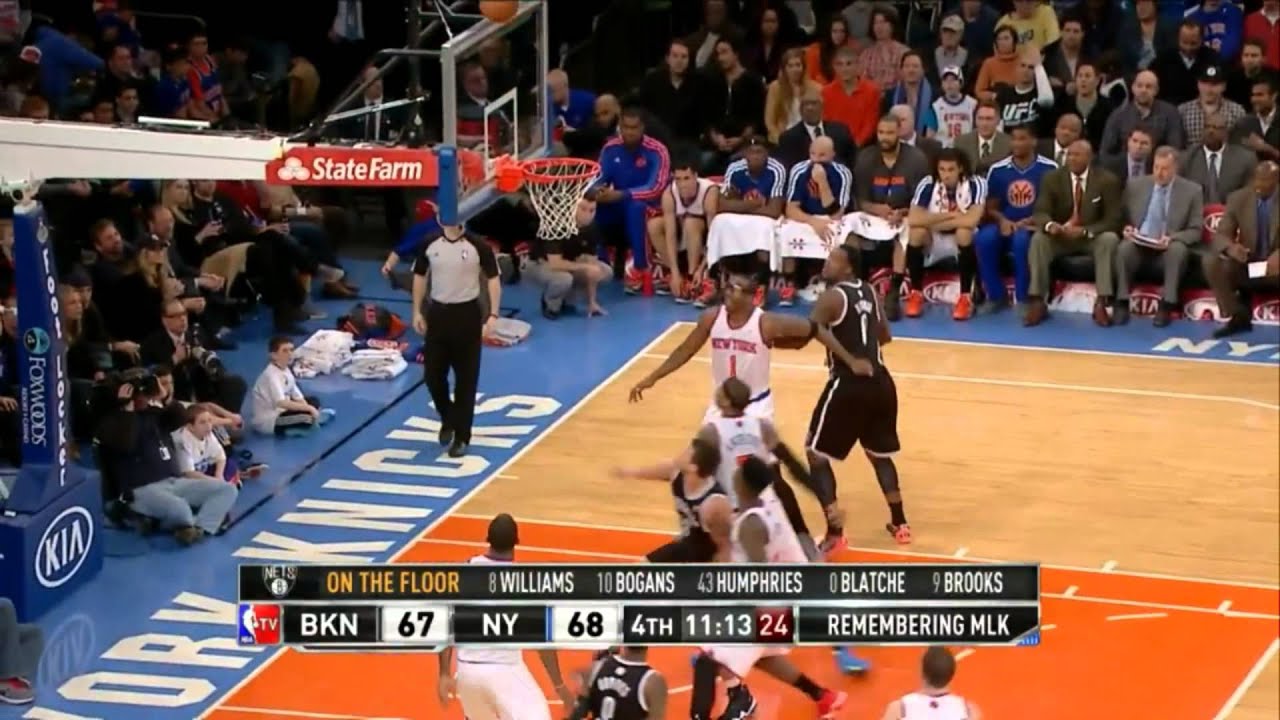 Keith Bogans with miracle 3-point shot