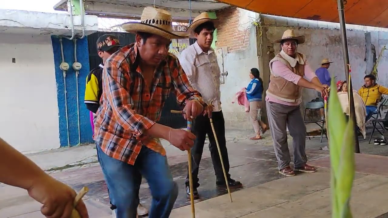 Arriba Pichátaro danza de los viejitos de santa cruz Atizapán 
