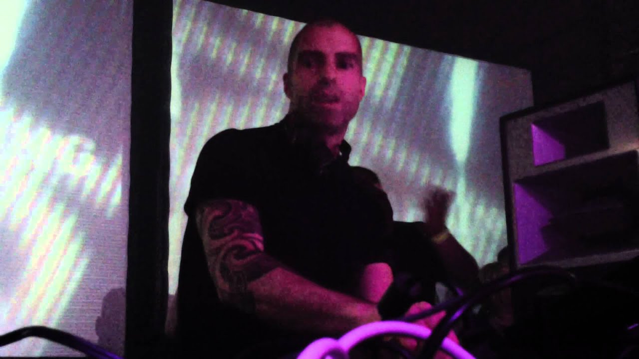 Chris Liebing | UAF. WarmUP | @ Club Cembrankeller Linz 20.05.2011 // HD Opening by. Obi1311