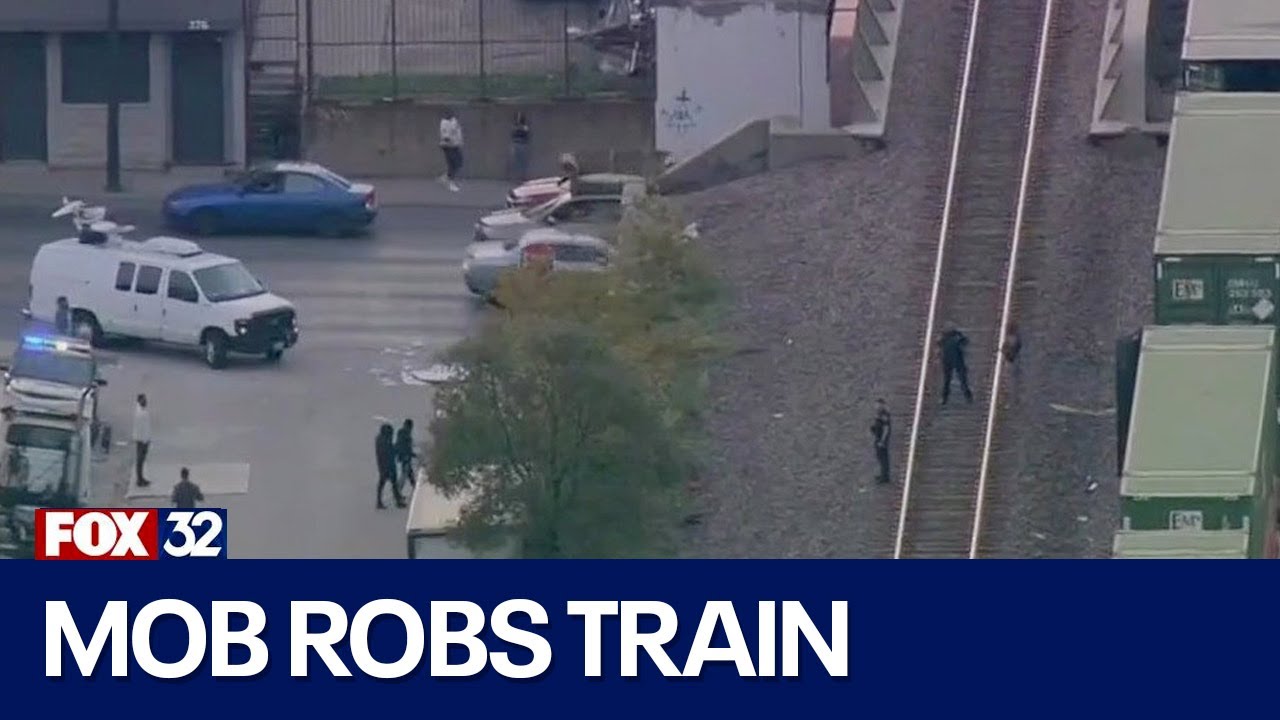 Metra spokesperson speaks on mob burglarizing train on West Side