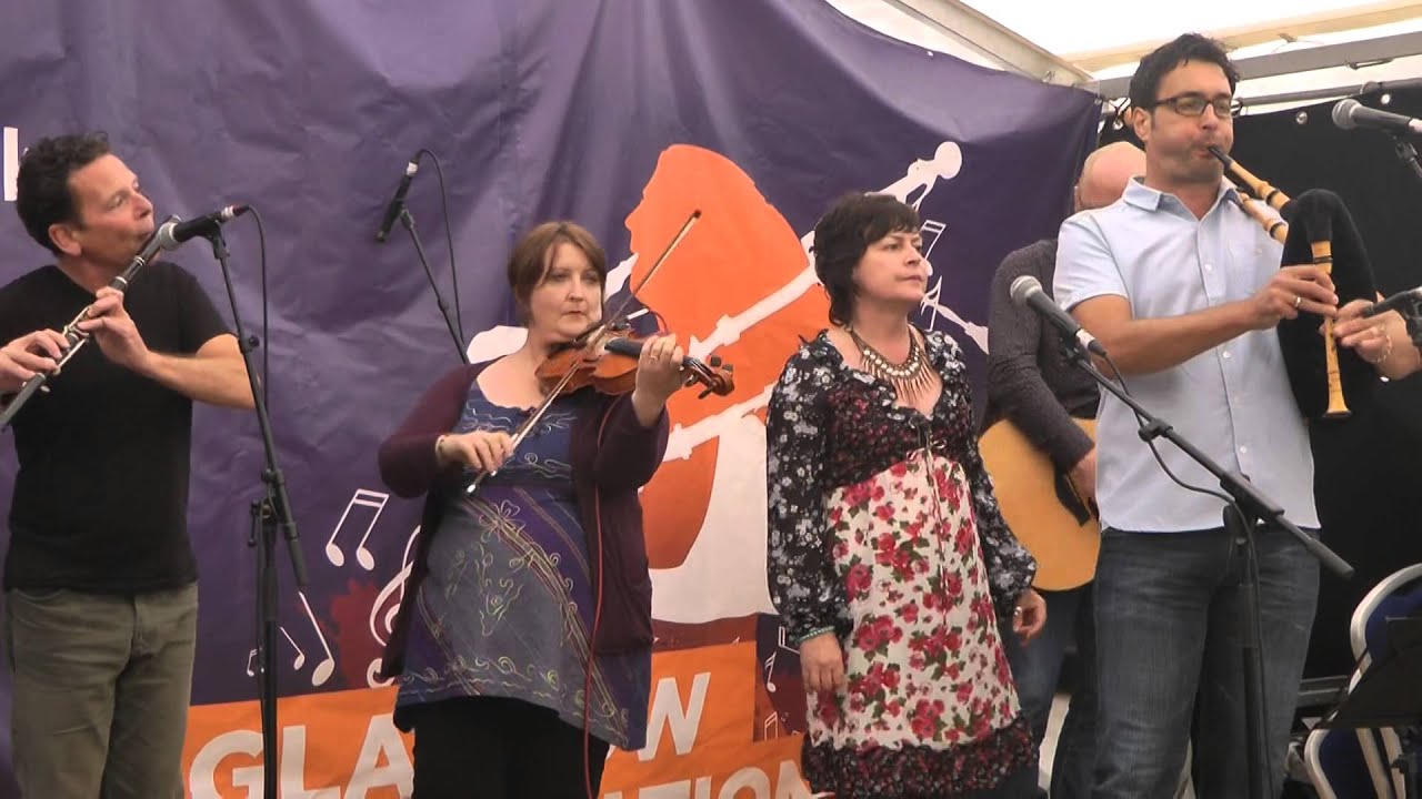 Piping Live 2014 - Welsh Folk Group 'Carreg Laffar' (2)