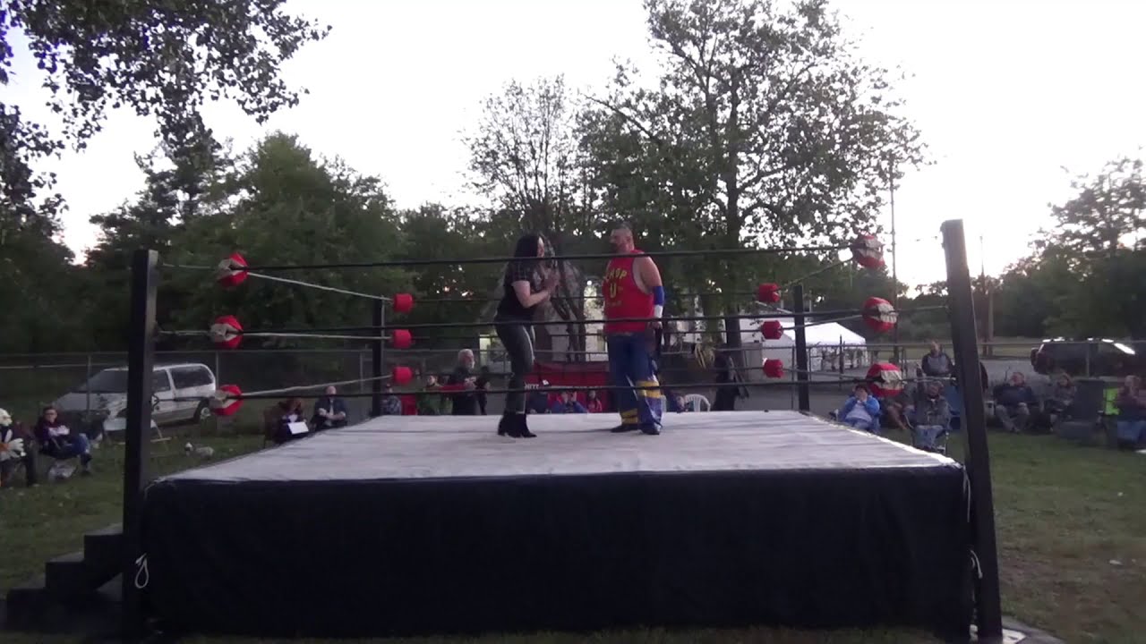 Biggie Biggs with Daisy vs. MISTER Spectrum
