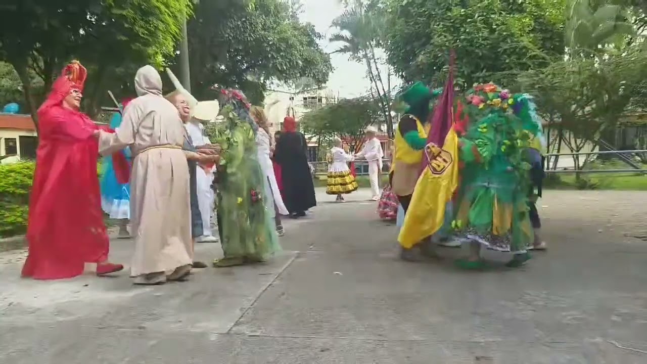 Danza La Furrusca Interpreta  las Agrupaciones Años Maravillosos y Canitas Alegres del Tolima.