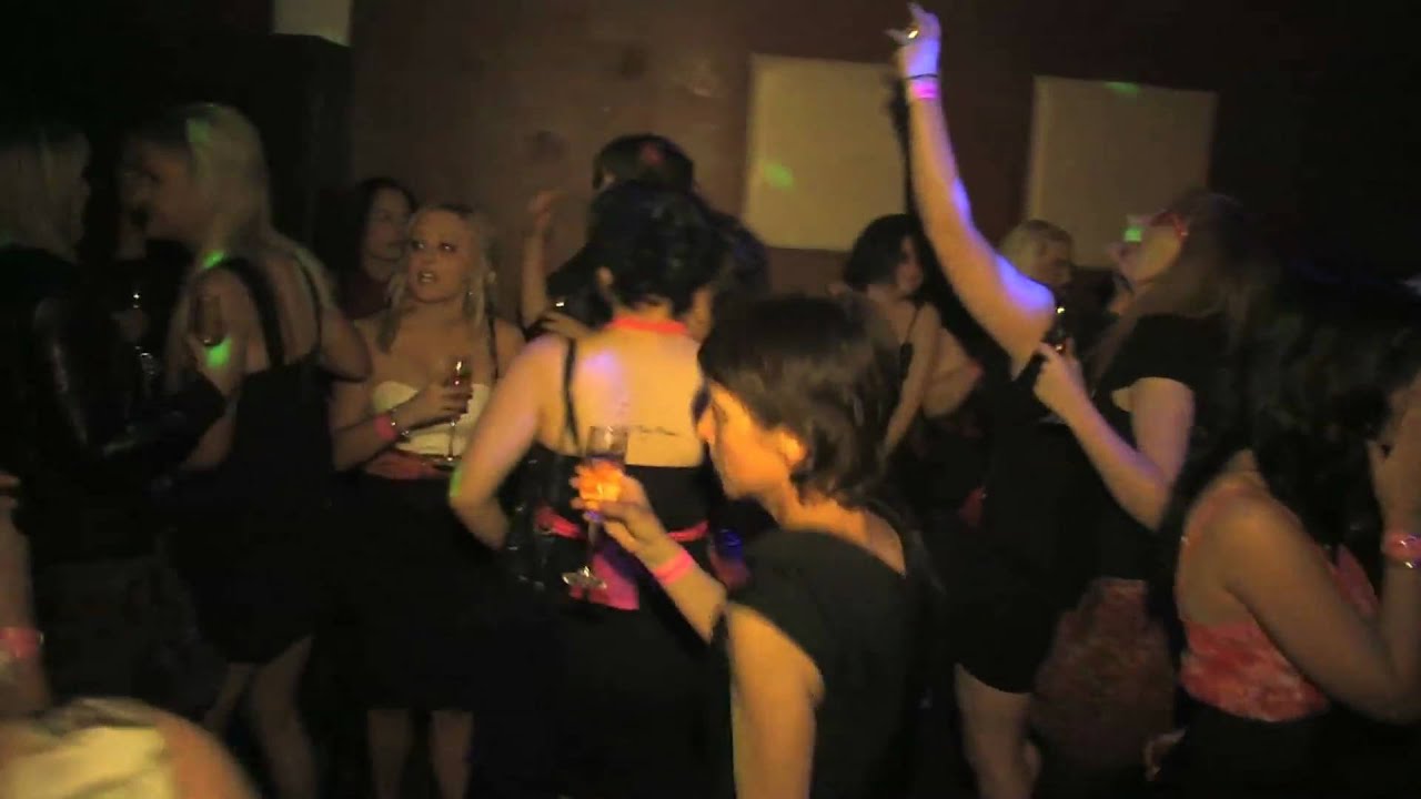 slynkey Pink Party 2009 - Base night club