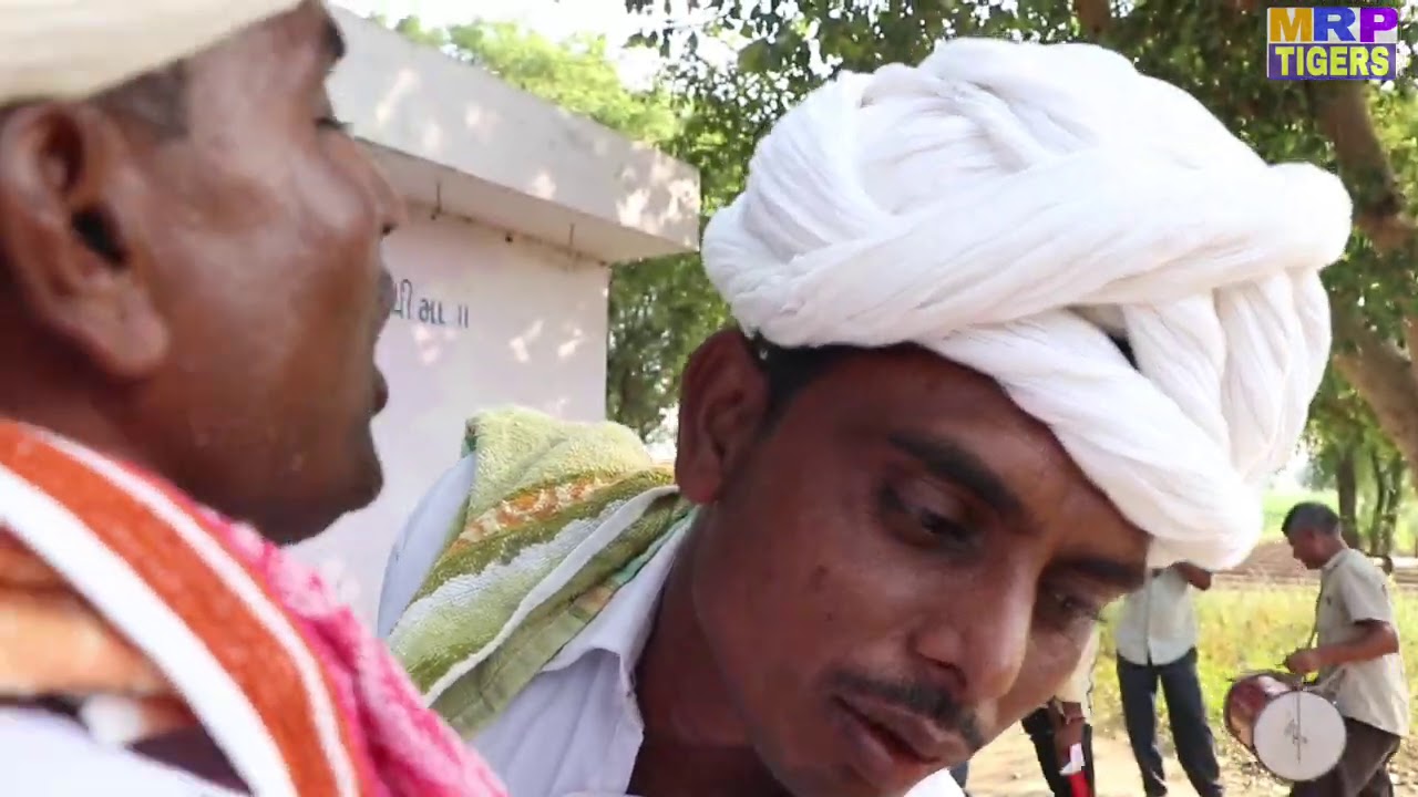 વિરમના મોમો લાયા મોઘા મોમેરા// VIRAMNA MOMO LAYA MOGA MOMERA.// COMEDY AND SAMJIK VIDIO
