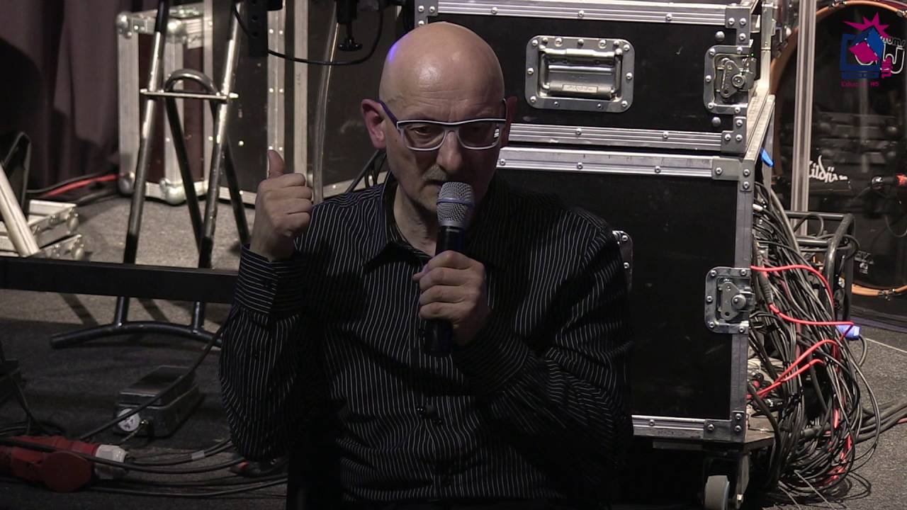 Rozmowa z założycielem KOMBI Sławomirem Łosowskim po koncercie na RetroKomp 2016